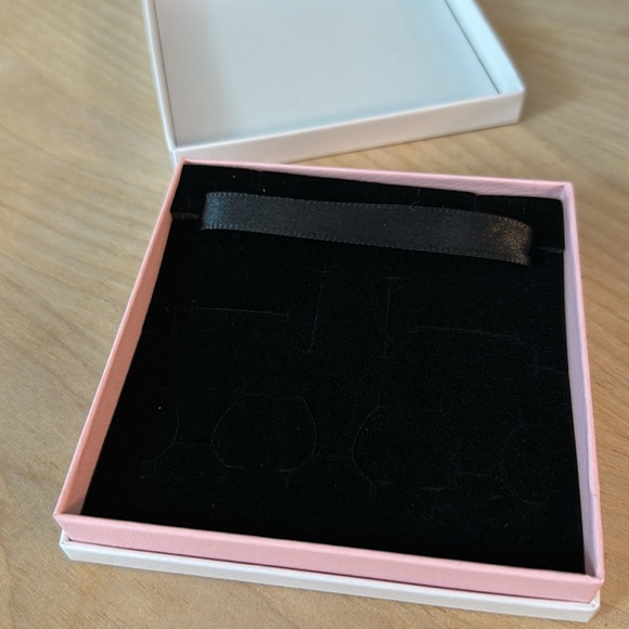 Pandora Snowflake Sterling Silver Clasp BangleBracelet NEW with box Never Opened - Picture 4 of 5